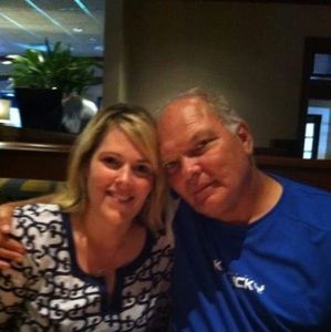 Meet your Posher, Troy